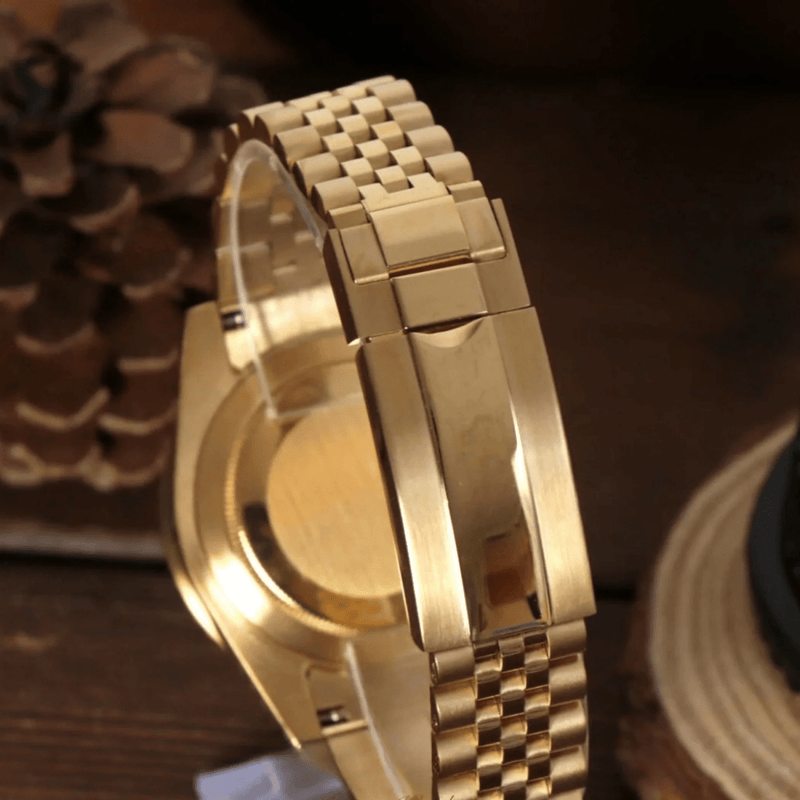 GMTEIKO GOLDEN HOUR - Liam Poedagar