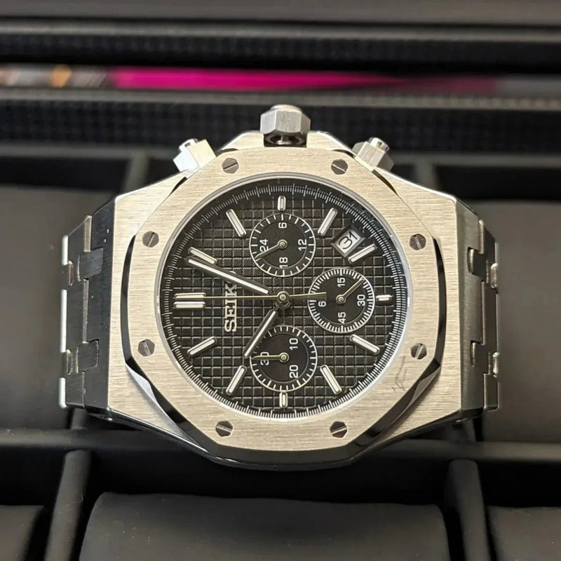 SEIKOAK CHRONO BLACK - Liam Poedagar