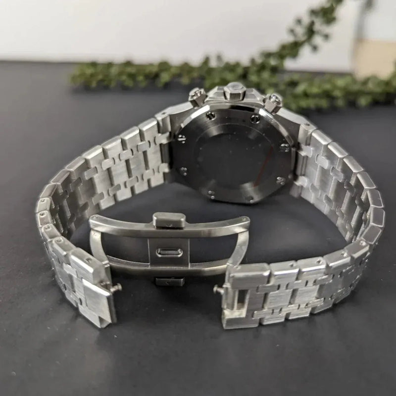 SEIKOAK CHRONO NAVY - Liam Poedagar