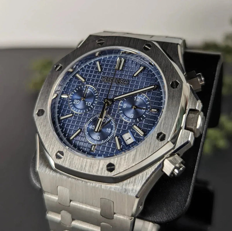 SEIKOAK CHRONO NAVY - Liam Poedagar
