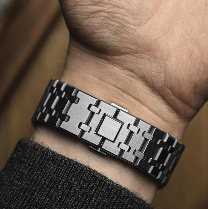 SEIKOAK NAVY - Liam Poedagar