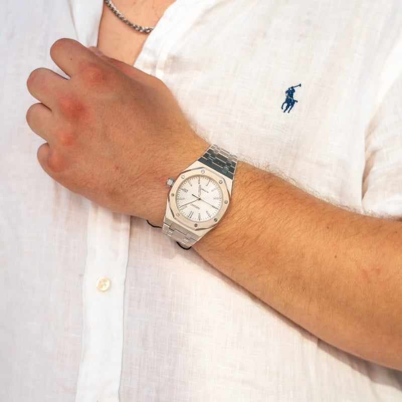 SEIKOAK WHITE - Liam Poedagar